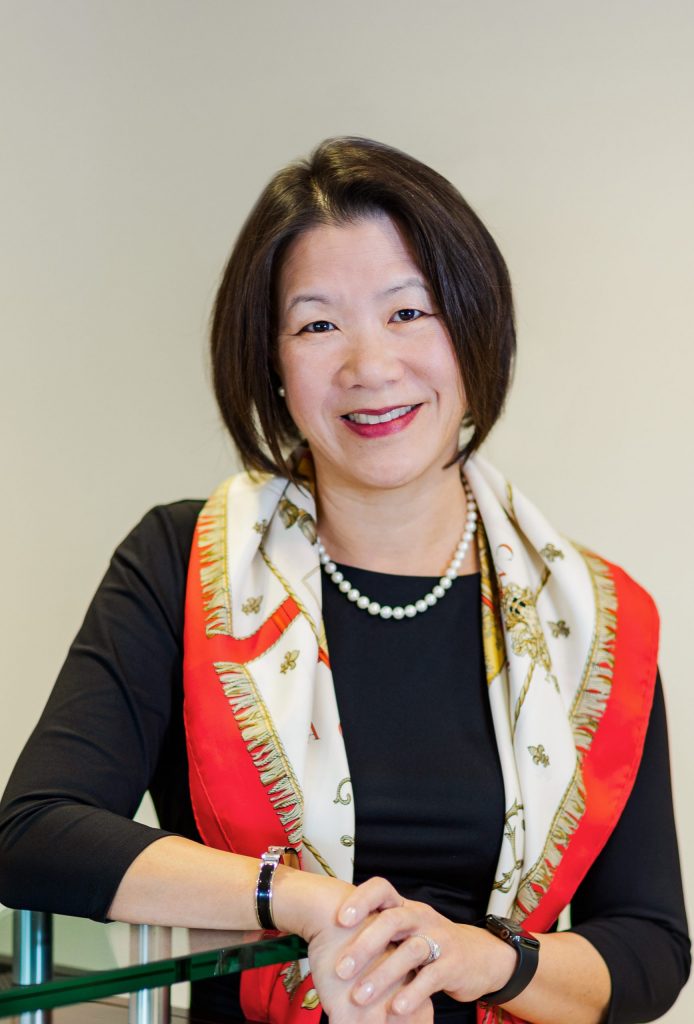 Fiona Ong co-led a discussion panel on “Complicated C-Suite and High-Level Management Issues”